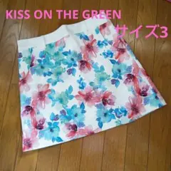 ✨美品✨【KISS ON THE GREEN】 ゴルフスカート 花柄