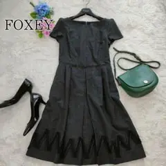 美品✨FOXEY 膝丈ワンピース ブティック 刺繍 ウール グレー 40 M