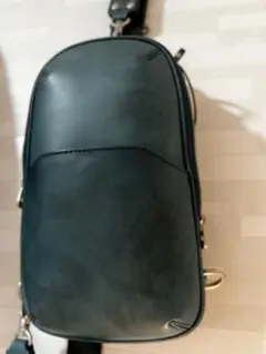 【新品同様/格安】エルゴポック ワンショルダーボディバッグ