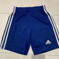 adidas ショートパンツ　ハーフパンツ