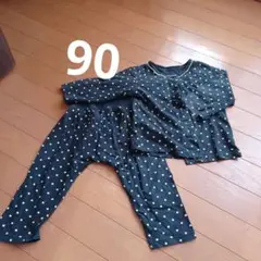 パジャマ　90　セットアップ　半袖～長袖