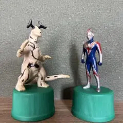 【ウルトラマンボトルキャップ】ウルトラマンコスモス エレキング レトロ おまけ