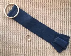 アダムエロペの指輪とエジューのバングル