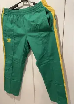 adidas COSMO ロゴ入り ジャージ