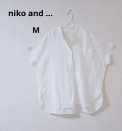 【niko and ...】清潔感あり半袖シャツ 前ポケット付き