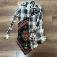 【新品未使用】desigualのアシンメトリーシャツ