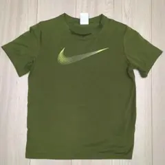 Nike オリーブグリーン TシャツMサイズ（120cm）