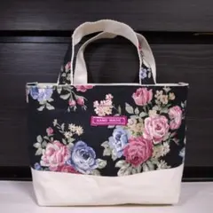 ハンドメイド、 ミニトートバッグ 、ローズブーケ（ブラック）