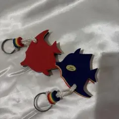 魚型キーホルダー 赤と青 2個セット