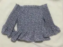 【匿名配送】美品　discoat 花柄　オフショルダートップス　ブルー