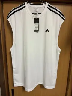 新品未使用タグ付　adidas　アディダス　ノースリーブ　シャツ　XLサイズ