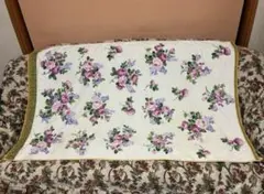 日本製　薔薇　花柄　タオルケット　　　　　　90cmX 145cm