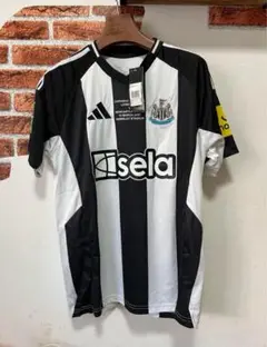 Item thumbnail for item f94b90e6-abc7-4cc1-b7c2-ba4bba63b57a