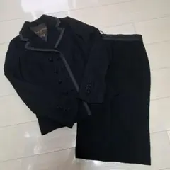 Item thumbnail for item ef3248e2-3bc1-45ff-9efb-75538b67d5d8