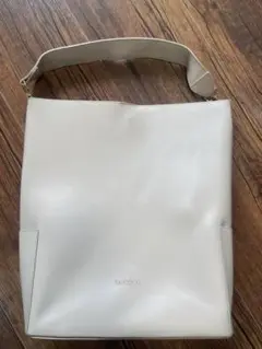 ランデブー　ベージュ　トートバッグ