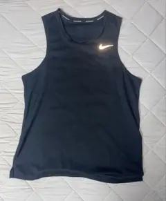 Nike 黒 ランニングシャツ タンクトップ L
