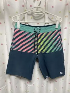 BILLABONG ジュニアサイズ　ボードショーツ