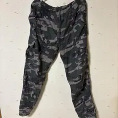 迷彩　カーゴパンツ