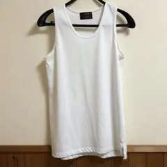 【コンファーム】タンクトップ　Mサイズ　白