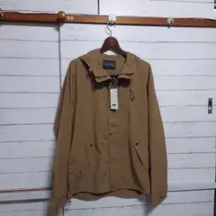 新品タグ付きナノ・ユニバース マウンテンパーカー