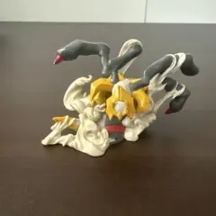 (未使用･未開封品)　ポケットモンスター プラチナ 予約特典 オリジナルフィギュア ギラティナ オリジンフォルム ソフト無 ar3p5n1 Amazon.co.jp: ポケットモンスター プラチナ 予約特典