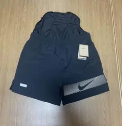 NIKE ランニングショートパンツ　インナー付　短パン　黒　白　XL 新品