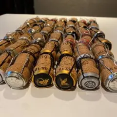 DIYなどに　スパークリングワイン用コルク　ミュズレ付き　99個