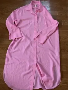 ピンク h&m シャツワンピース ロング M エンボス