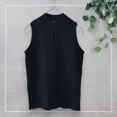 【vosges】ボトルネックノースリーブニット 細リブ　タンクトップ　黒　日本製