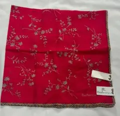 【新品タグ付き】 BURBERRY ピンク花柄 大判スカーフ 87×87 2025年最新】BURBERRY 柄・デザイン：花柄 レディース バンダナ