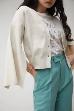 新品タグ付き AZUL by moussy スリーブスリットニットカーディガン