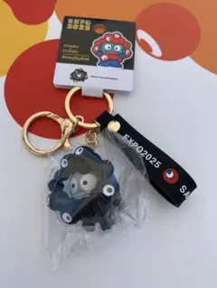関西万博会場限定　黒ミャクミャクなりきりキーホルダーハンギョドン