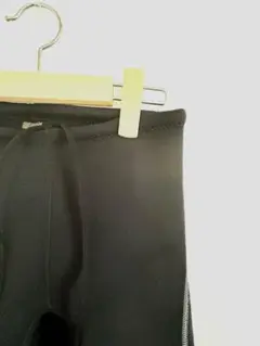 【新品未使用】ウェットスーツ　パンツ　レディース　S