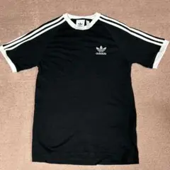adidas ブラック Tシャツ 3本ライン