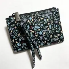 新品 マークジェイコブス 本革製 パスケース 花柄