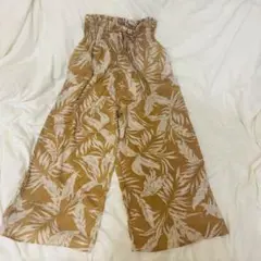 新品未使用】 coca レーヨンパンツ リーフ柄 ベージュ ショート