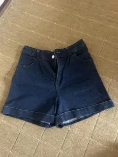 ダークブルー ショートパンツ Mサイズ