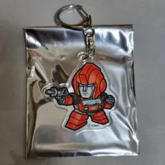 トランスフォーマー　アクリルキーホルダー　アイアンハイド