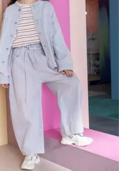 Item thumbnail for item e8e1a3b1-1c17-4153-a131-1f1dc74ac0ae