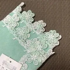 近沢レース　タオルハンカチ　☆クローバー