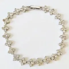 清楚 クローバー 花型のデザインブレスレット シルバー 結婚式 レディース