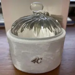 4℃の白のジュエリーボックス