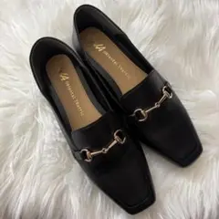 Item thumbnail for item b178eb3d-4122-4778-9fa1-cacfdb086b57