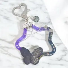 蝶々のレジンキーホルダー