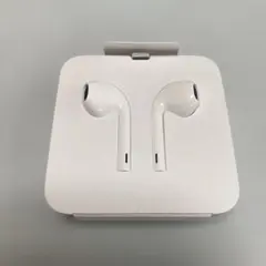 iPhone12 イヤフォンとシール