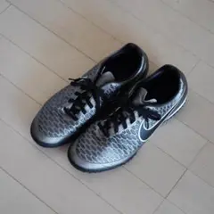 NIKE MAGISTA　トレーニングシューズ