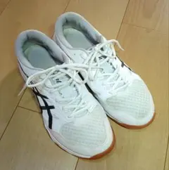 ASICS バレーボールシューズ ホワイト/ブラック　26.0センチ