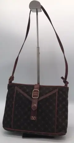JJ219 VALENTINO バレンティノ ショルダーバッグ ロゴ柄