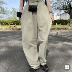 nugu one ツータックコットンスラックス