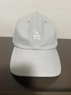 47 Brand LA ロゴ ベースボールキャップ・ライトグレー